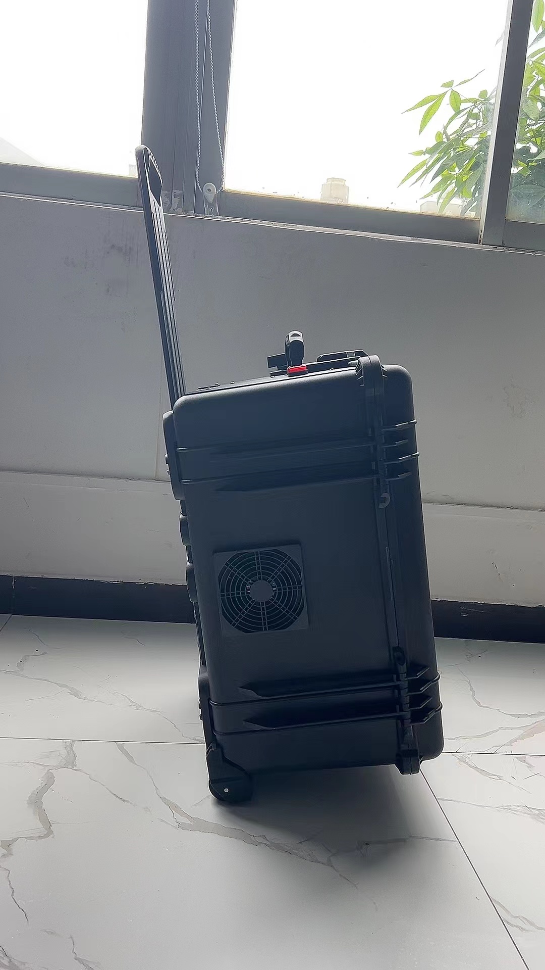 河西区街道手拉箱型移动通信干扰器